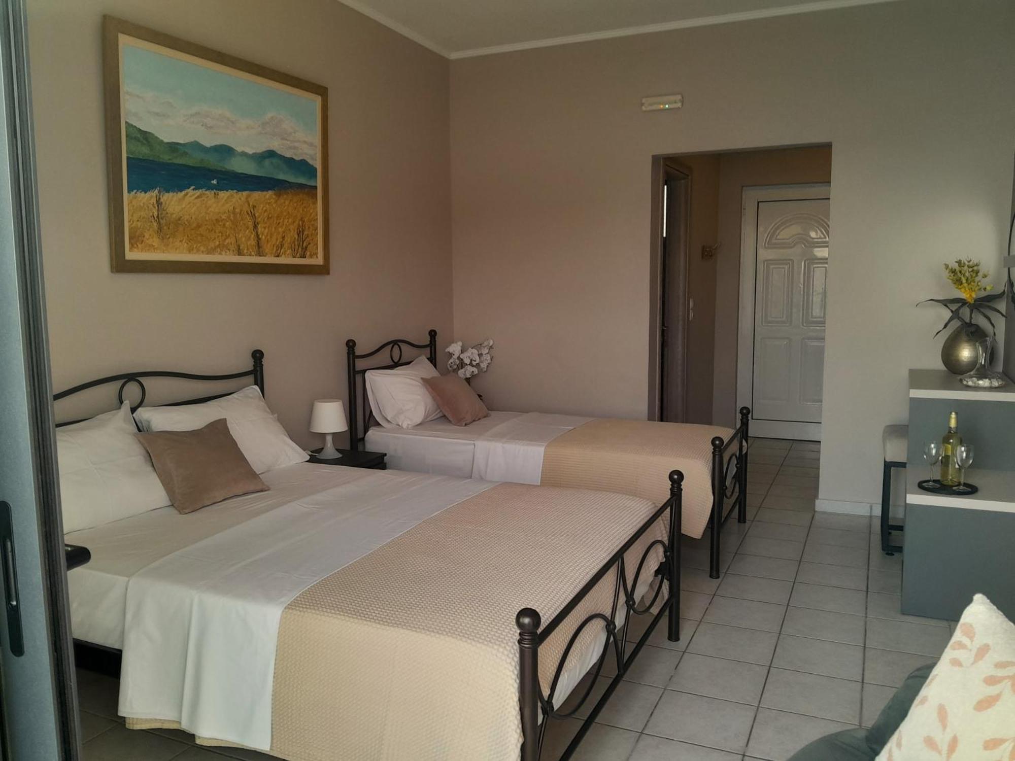Anel Apartament Himara